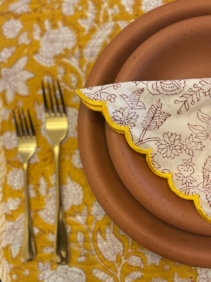 Golden Harvest Scalloped Placement