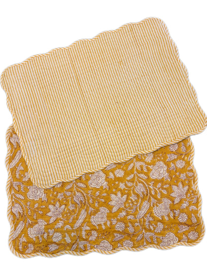 Golden Harvest Scalloped Placement